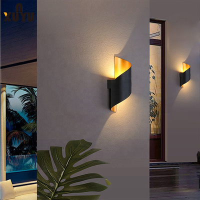 S Shaped Outdoor Wall Lantern Sconce 3W/9W 4000K Untuk Halaman